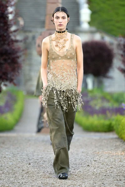 Look 53